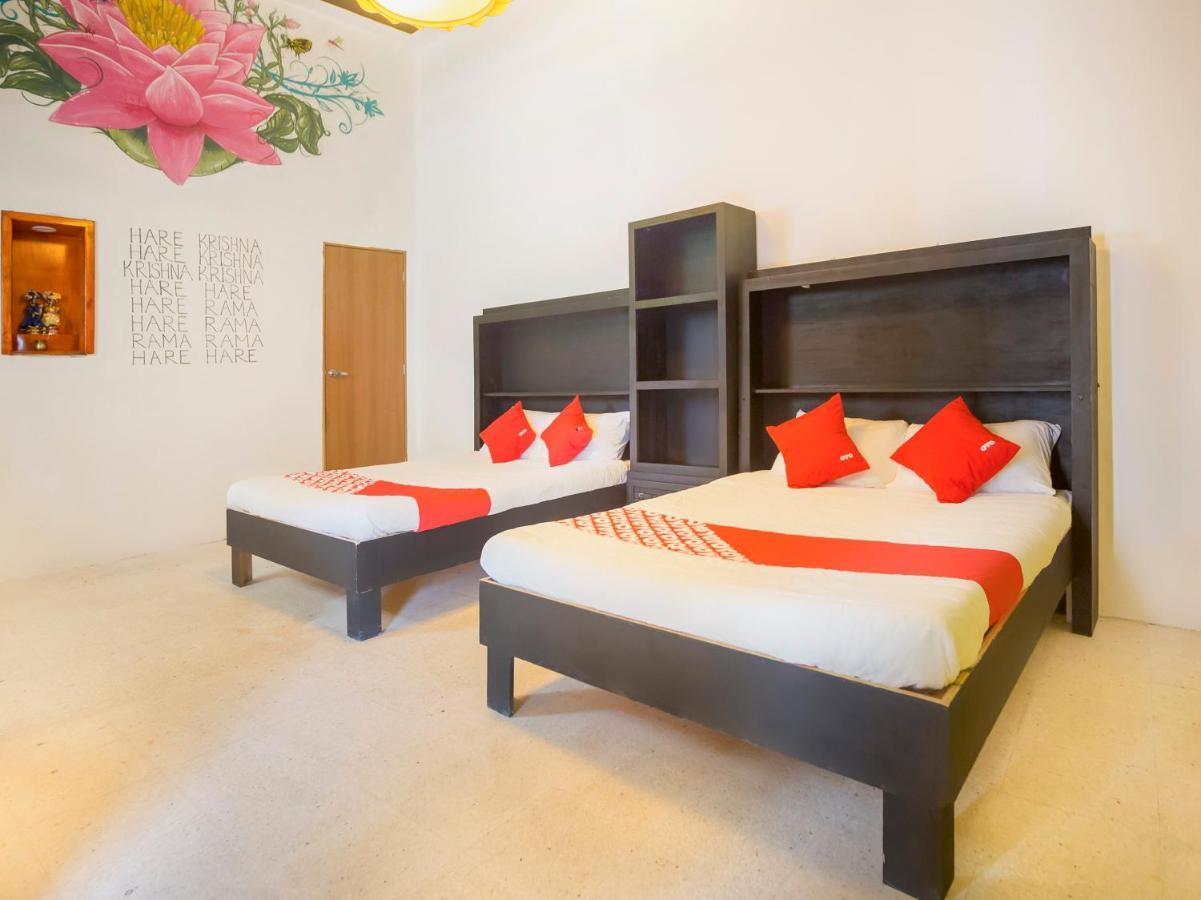 Oyo Hotel Hare Krishna มอนแตร์เรย์ ภายนอก รูปภาพ